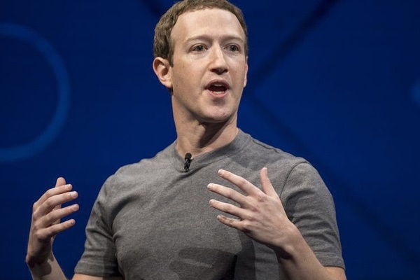 Trong thông báo của ông trên trang cá nhân Facebook cũng không có bất cứ một từ ngữ nào mang ý nghĩa xin lỗi