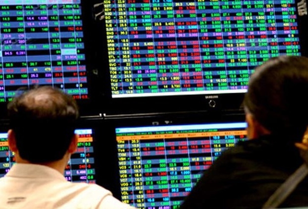 Sáng nay, hai sàn lại giảm điểm