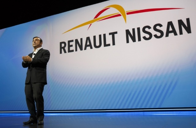 Thương vụ mới này khi hoàn thành sẽ chấm dứt liên minh hiện nay giữa hai công ty và tạo lập một tập đoàn mới