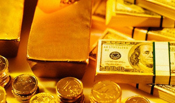 Trong ngày thứ Tư, hợp đồng vàng giao ngay cộng 0.8% lên 1,349.81 USD/oz