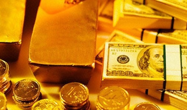 Trong ngày thứ Tư, hợp đồng vàng giao ngay cộng 0.8% lên 1,349.81 USD/oz