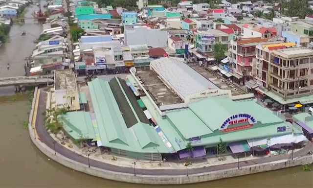 Chợ Long Mỹ nhìn từ trên cao