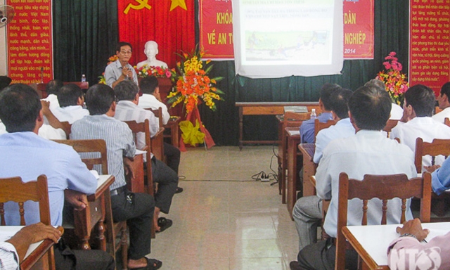 Lớp tập huấn về ATVSLĐ trong nông nghiệp tỉnh Ninh Thuận