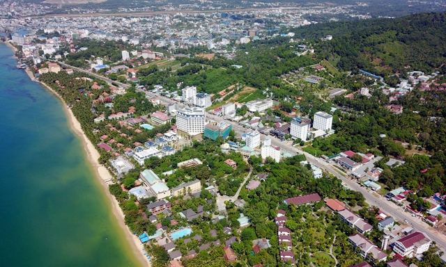 Những lời cảnh báo khẩn cấp từ Chính phủ, các bộ ngành địa phương vẫn được các nhà đầu tư “bỏ ngoài tai”, giao dịch mua bán nhà đất tại đây vẫn liên tục tăng lên hàng ngày, hàng giờ