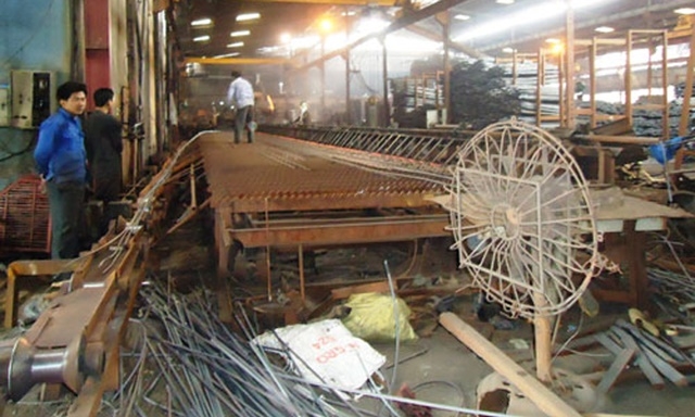 Một xưởng tái chế thép ở Đa Hội