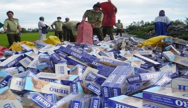 Trong thời hạn 90 ngày kể từ ngày trúng đấu giá, doanh nghiệp trúng đấu giá phải làm thủ tục xuất khẩu hàng hóa ra khỏi lãnh thổ Việt Nam theo quy định