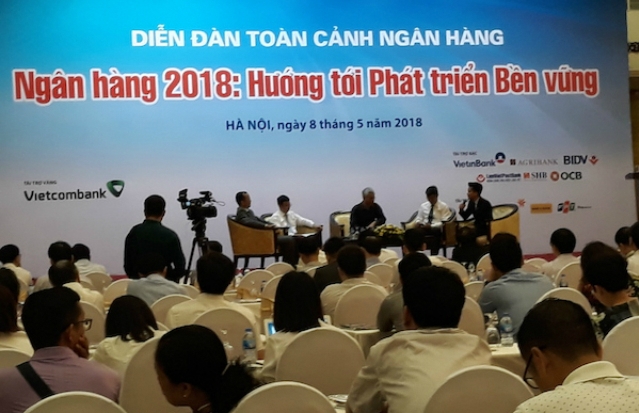 Mặt bằng lãi suất giảm mạnh và lãi suất cho vay lĩnh vực ưu tiên tiếp tục giảm.