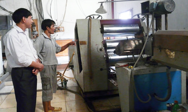 Máy móc hiện đại nhưng thói quen làm việc của NLĐ… vẫn như cũ