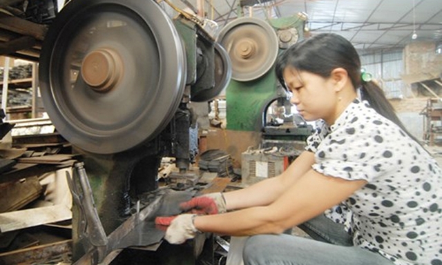 Cần nâng cao nhận thức cho NLĐ làng nghề về ATVSLĐ