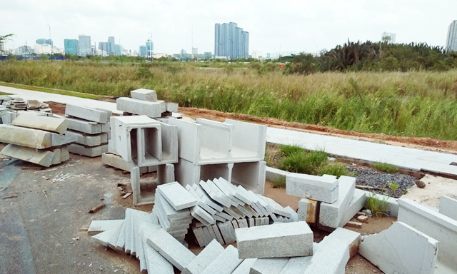 Ngổn ngang công trình 4 tuyến đường theo hình thức BT ở Thủ Thiêm