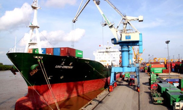 Các doanh nghiệp xuất nhập khẩu của Việt Nam thường vẫn phải chịu sự áp đặt mức giá vận chuyển cao từ các hãng vận tải biển nước ngoài