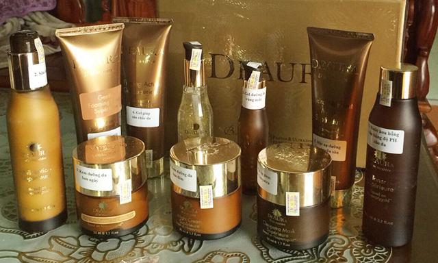 Người tiêu dùng “bị lừa đảo” khi mua sản phẩm mỹ phẩm Deaura để rồi gánh trên mình số nợ hơn 40 triệu đồng