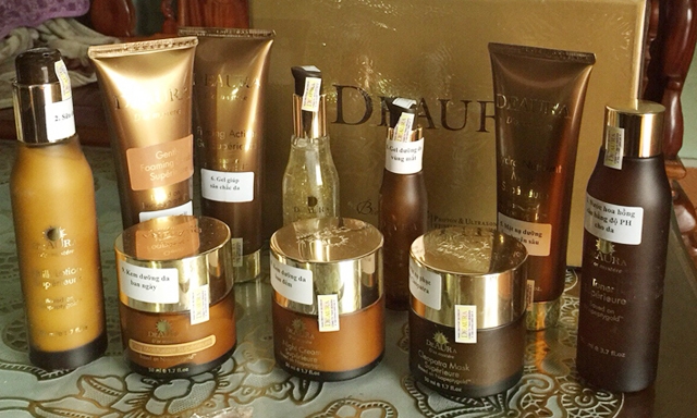Người tiêu dùng “bị lừa đảo” khi mua sản phẩm mỹ phẩm Deaura để rồi gánh trên mình số nợ hơn 40 triệu đồng
