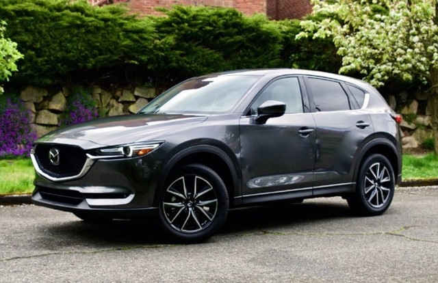 Mazda CX-5 là mẫu xe bán chạy nhất trong phân khúc