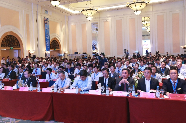 Các đại biểu tham dự Hội thảo