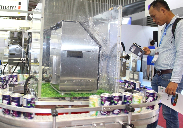 Đề xuất của Bộ Tài chính đánh thuế tiêu thụ đặt biệt 10% với nước ngọt gây nhiều tranh cãi