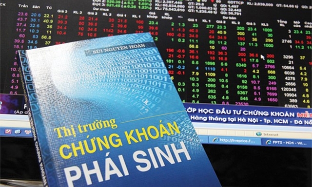 Đến cuối tháng 5, thanh khoản thị trường phái sinh đã lên hơn 8.400 tỷ đồng, gấp hơn hai lần thị trường cơ sở, với khối lượng hợp đồng giao dịch tăng vọt.