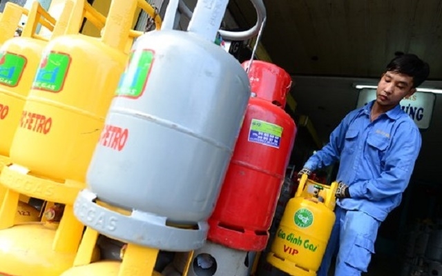Từ ngày 1/6, nhiều công ty gas đầu mối chốt giá gas bán lẻ trong nước tăng 18.000 đồng/bình 12kg