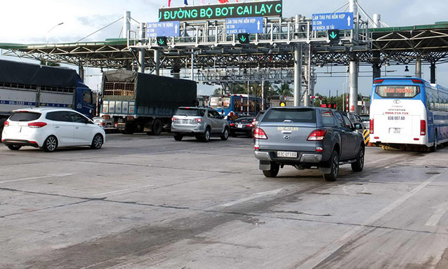 Có hay không việc Bộ GTVT vẫn cứ tư duy vá ổ gà để xử lý các trạm BOT nằm lạc ra khỏi dự án không?