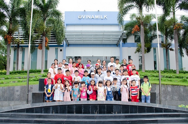 Các bé đã có một ngày thật vui với nhiều hoạt động bổ ích tại Nhà máy Sữa Việt Nam