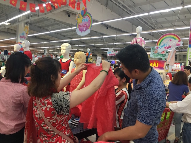 Quy định các siêu thị phải có dịch vụ giao hàng tận nhà, bán hàng qua internet, qua bưu điện, điện thoại bị nhiều ý kiến phản đối vì cho rằng không thực tế (ảnh minh họa)