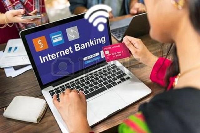 Những tiện ích của Internet Banking lại đi kèm với rủi ro về an ninh mạng