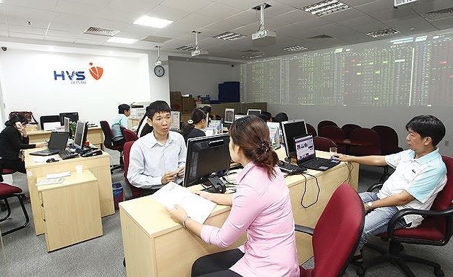 HVS Việt Nam bị đình chỉ hoạt động mua chứng khoán