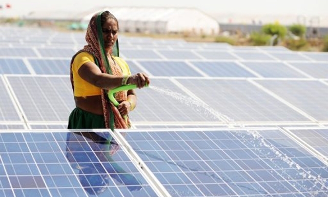 Điện mặt trời ngày càng phổ biến ở Ấn Độ