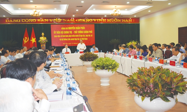 Thủ tướng Chính phủ làm việc với Liên minh HTX Việt Nam và hệ thống Liên minh HTX Việt Nam