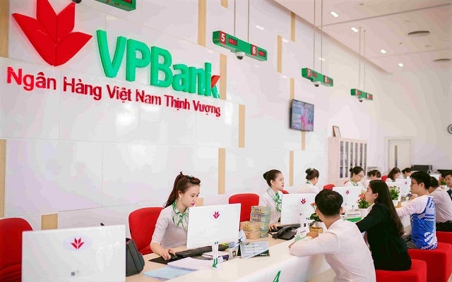 So với phiên ngày 11/6, hiện thị giá VPB đã giảm 46%