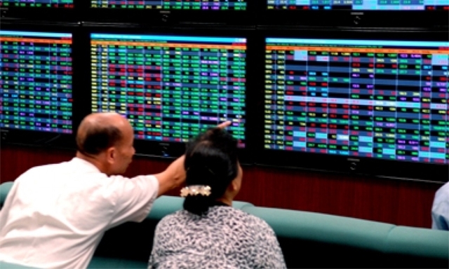 Tính chung trong cả tháng 6 vừa qua, sắc màu chủ đạo của thị trường chứng khoán vẫn là giảm điểm