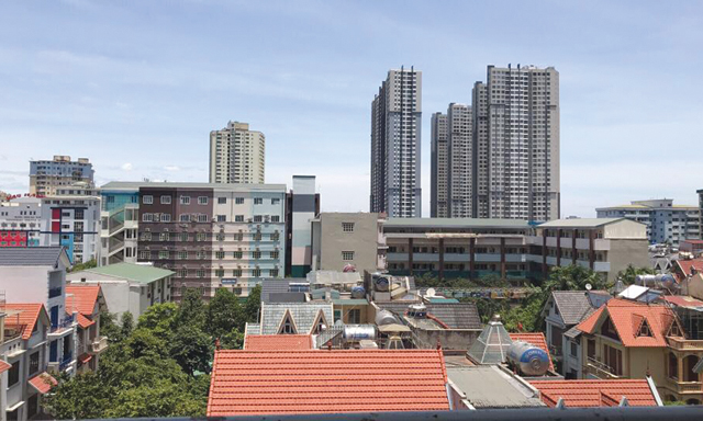 Các chuyên gia đều đánh giá rằng thị trường BĐS đến cuối năm 2018 và sang năm 2019 tiếp tục ổn định, khó có thể xảy ra bong bóng, khi Nhà nước vẫn kiểm soát chặt chẽ diễn biến của thị trường