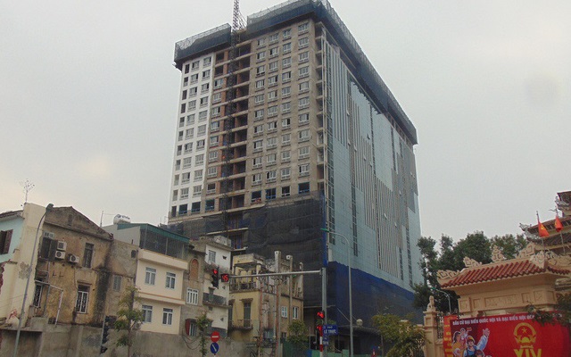 Tòa nhà 8B Lê Trực