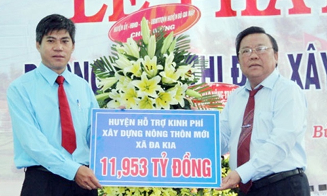 Huyện Bù Gia Mập hỗ trợ xã Đa Kia xây dựng NTM