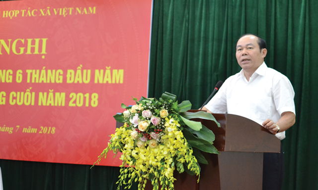 Chủ tịch Nguyễn Ngọc Bảo phát biểu tại Hội nghị