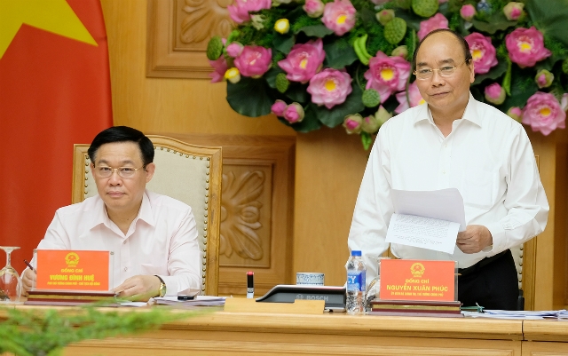 Thủ tướng Chính phủ Nguyễn Xuân Phúc phát biểu tại phiên họp