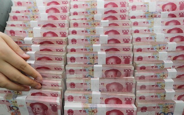 Nhân dân tệ đã giảm giá hơn 4% trong tháng vừa qua.