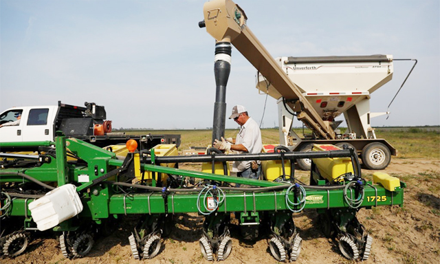 Nông dân Mỹ sẽ có nhiều tiền hơn để đầu tư máy móc phục vụ sản xuất