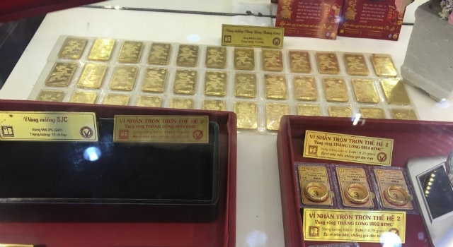 Giá vàng trong nước hiện đang đắt hơn vàng thế giới 2,39 triệu đồng/lượng