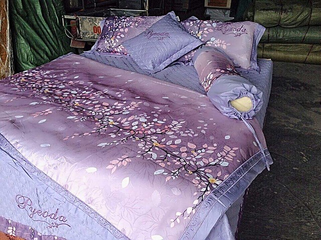 Đây là mẫu được các gia đình trẻ ưa chuộng vì sự tươi trẻ từ màu sắc đem lại.