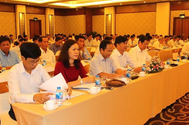 Các đại biểu tham dự hội nghị