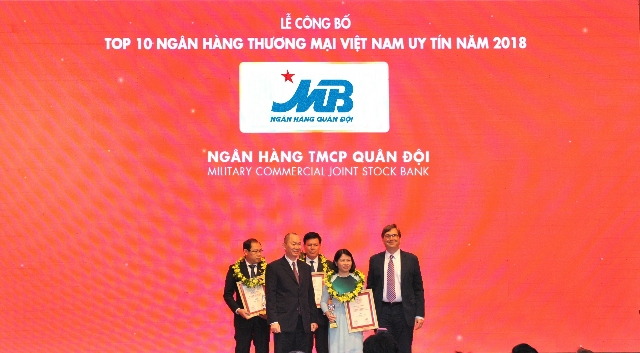 MB xếp vị trí thứ 6 trong Top 10 NHTM uy tín năm 2018, tăng 2 bậc so với năm trước