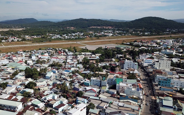 Thị trấn Dương Đông.