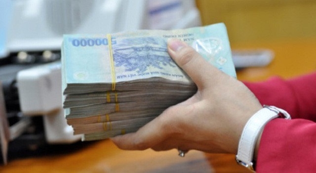 Kỳ hạn dài từ 12 tháng trở lên tăng khá mạnh từ 0,1%-0,5% một năm.