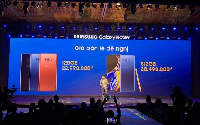 Samsung Galaxy Note 9 ra mắt khách hàng Việt.