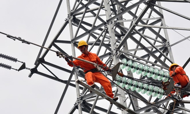 Việc làm sao để cổ phiếu ngành điện hấp dẫn các nhà đầu tư lớn vẫn còn là một “ẩn số”