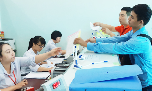 Điểm thu phí tại tòa nhà Thành Đạt