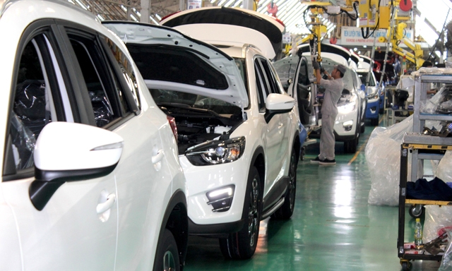 Xe ô tô nhập được dự báo gia tăng trở lại trong những tháng cuối năm