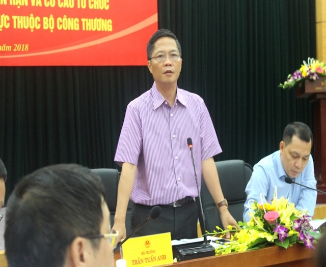 Bộ trưởng Trần Tuấn Anh thừa nhận, việc một số cán bộ quản lý thị trường có những hành vi tiêu cực là những bài học rất đau đớn và chua xót”