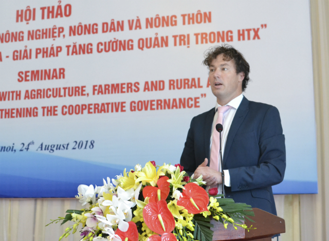 Ông Harm Haverkort phát biểu tại Hội thảo.